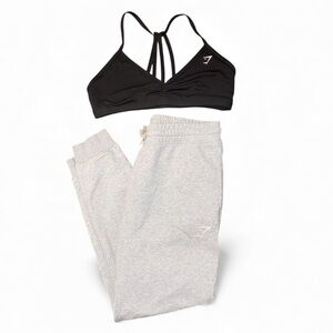 Women’s Gymshark jogger and sport bra set size medium